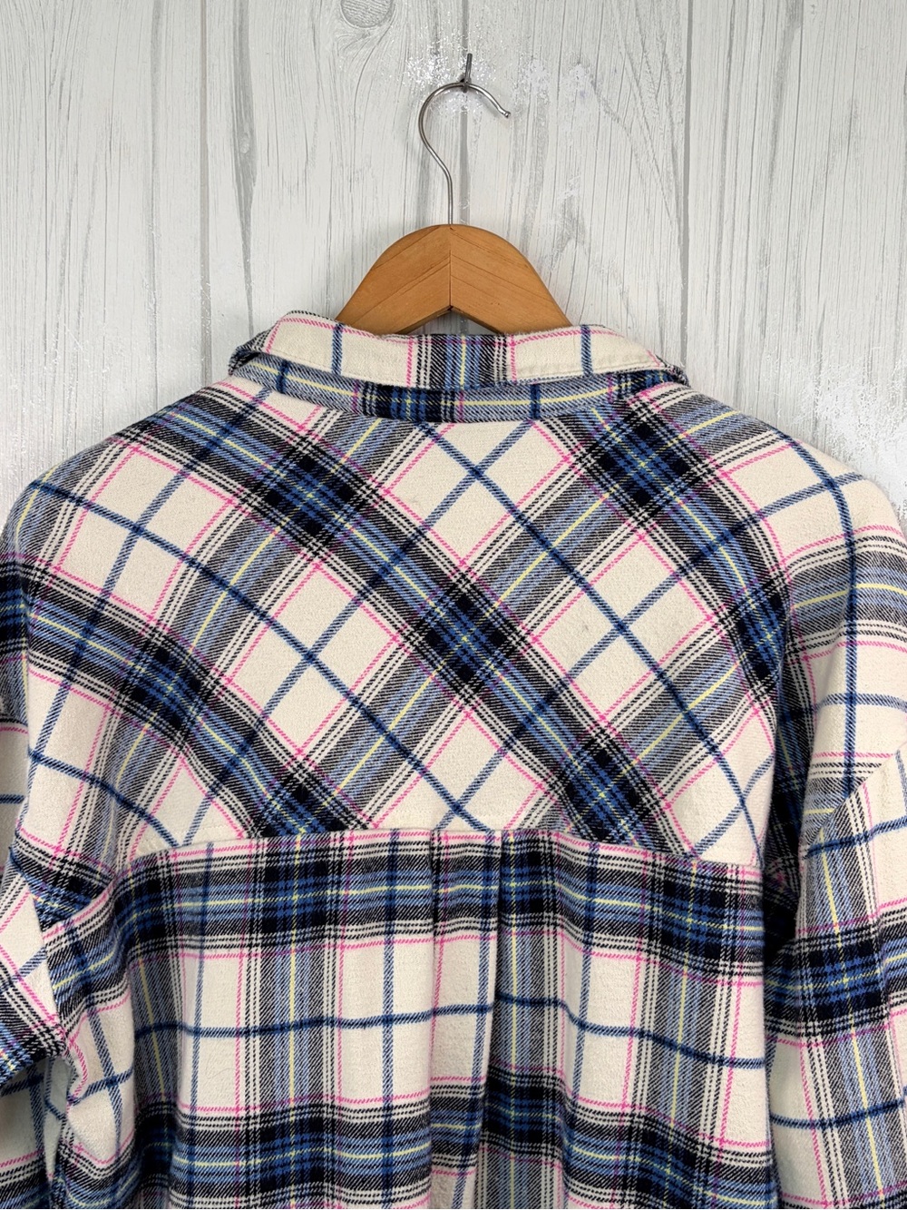 ALTAR’D STATE Cropped Plaid Flannel Button-Up, Large - Picture 7 of 14